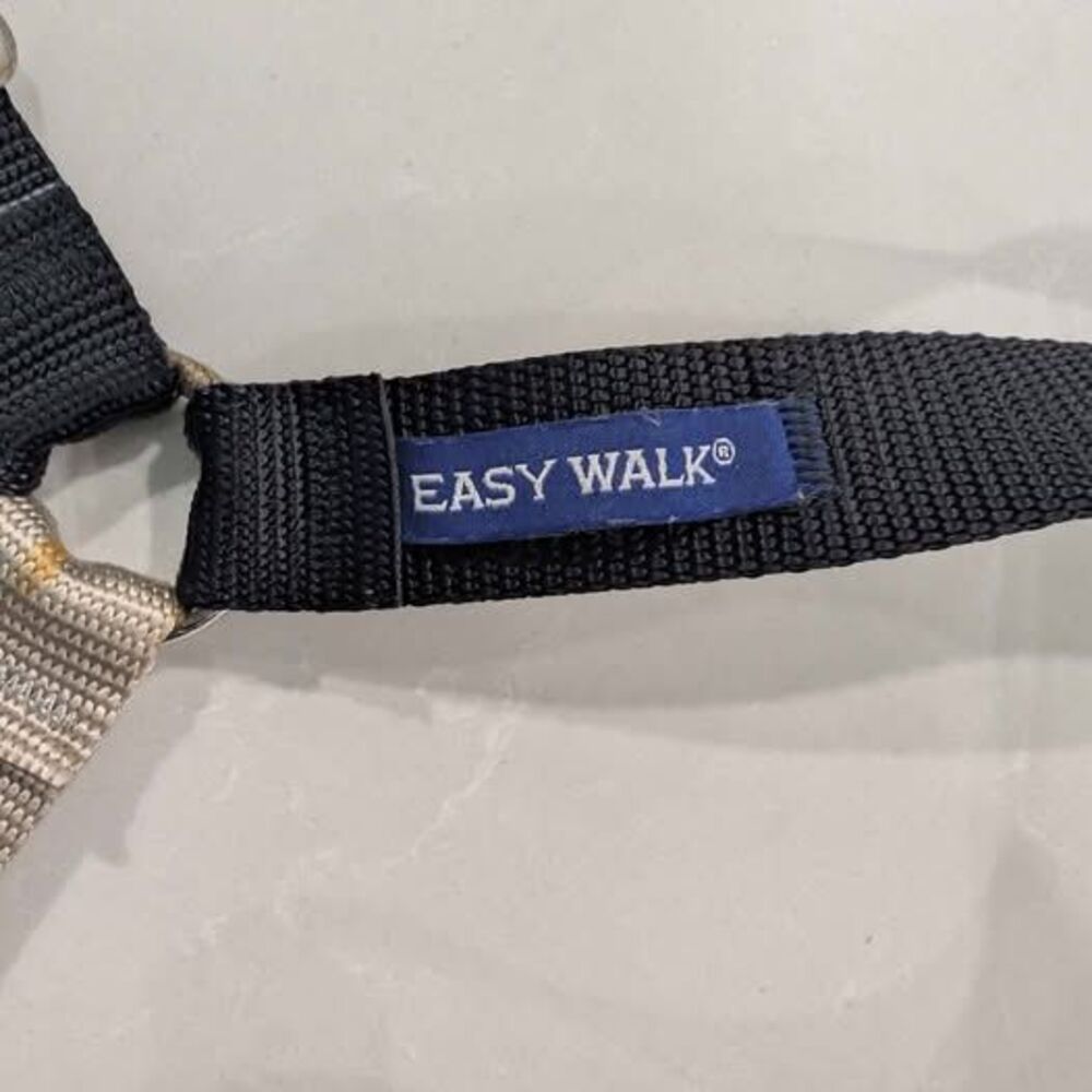 Easy Walk Large Dog Harness - Picture 2 of 4